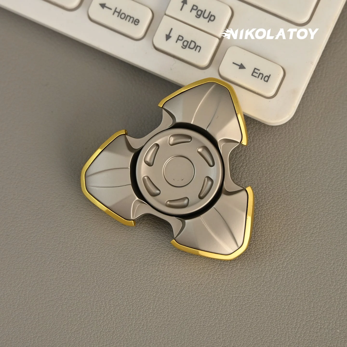 EDC Fidget Toys - Shadow Spinner - Image 3