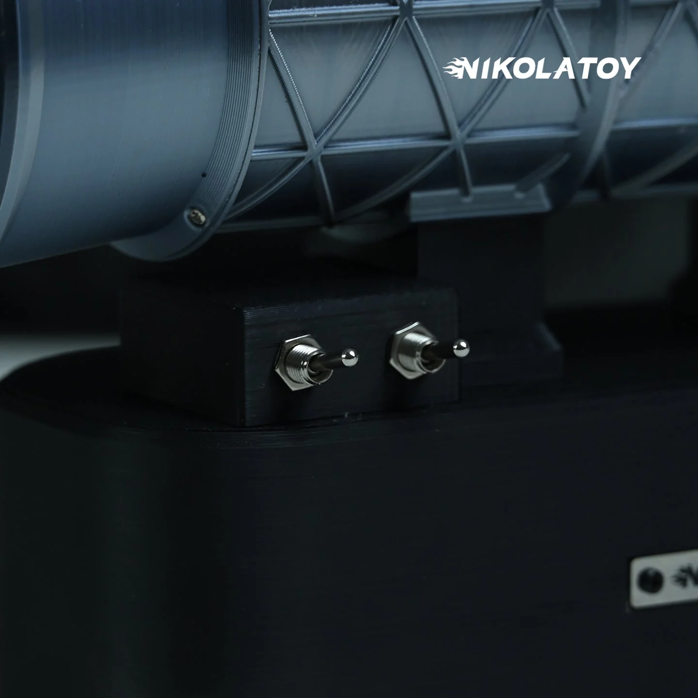 J35-A Turbojet Engine Vector Tail Spray Humidifier - Image 3