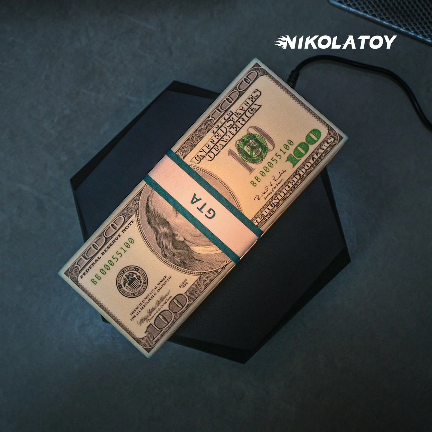 Maglev US Dollar Night Light - Image 3