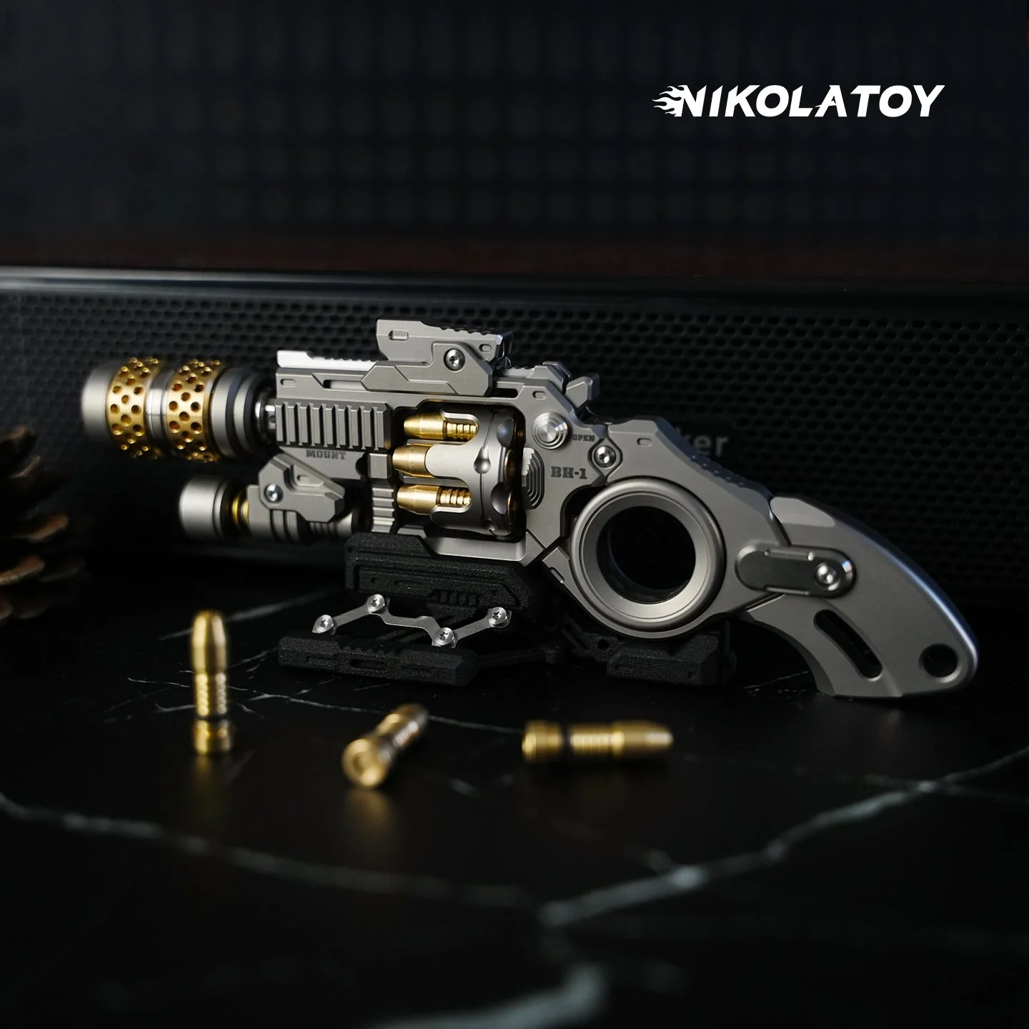 Revolver Fidgets Toy - Image 4