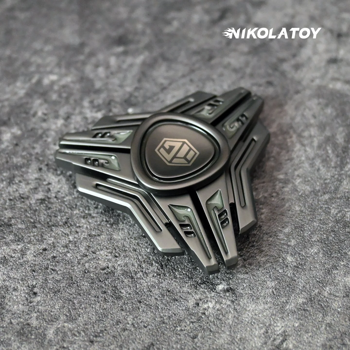 EDC Fidget Toys - Broken Blade Spinner - Image 5