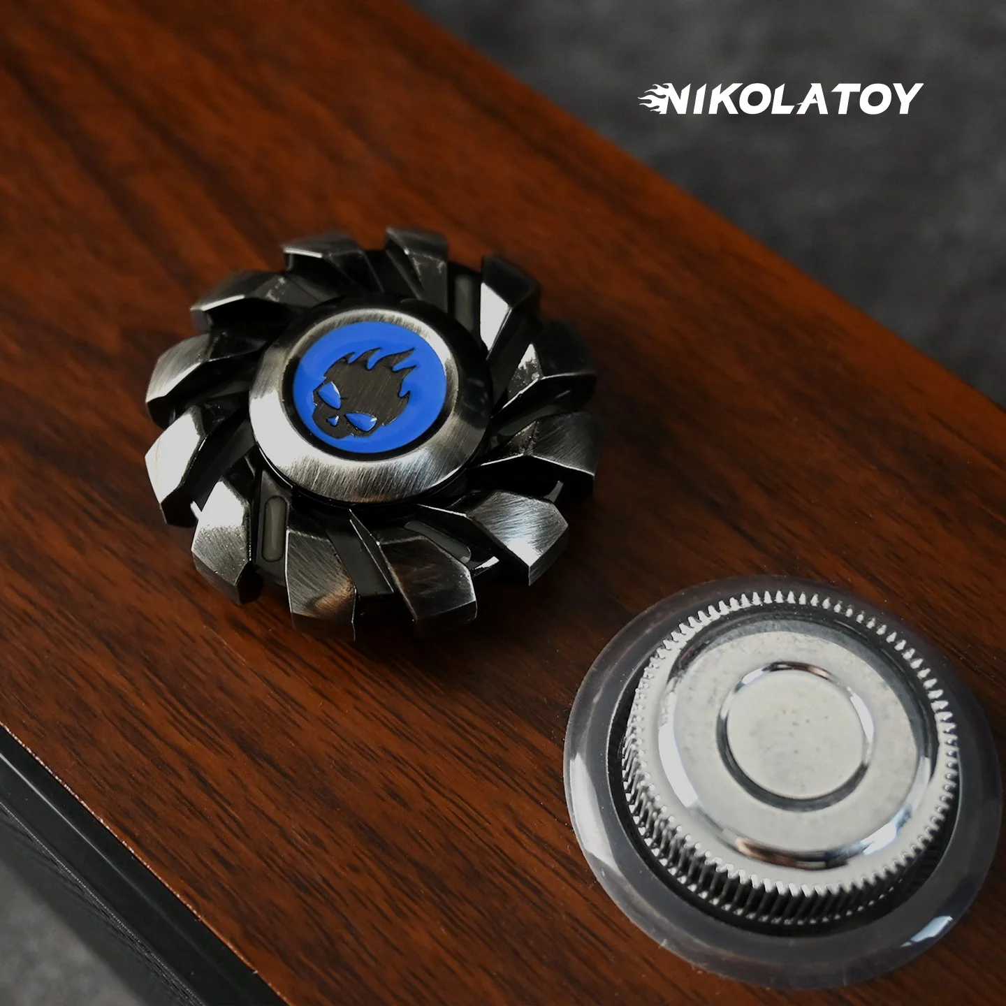 EDC Fidget Toys - Little Devil Spinner - Image 4