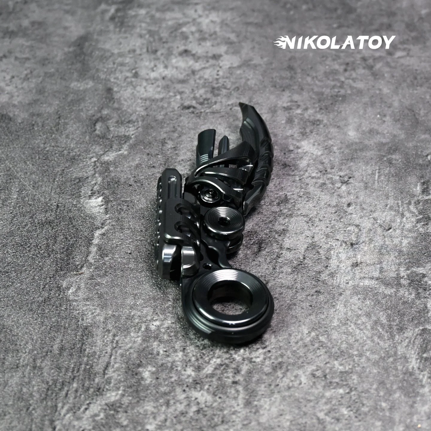 EDC Fidget Toys - Steel Ribs - Image 5