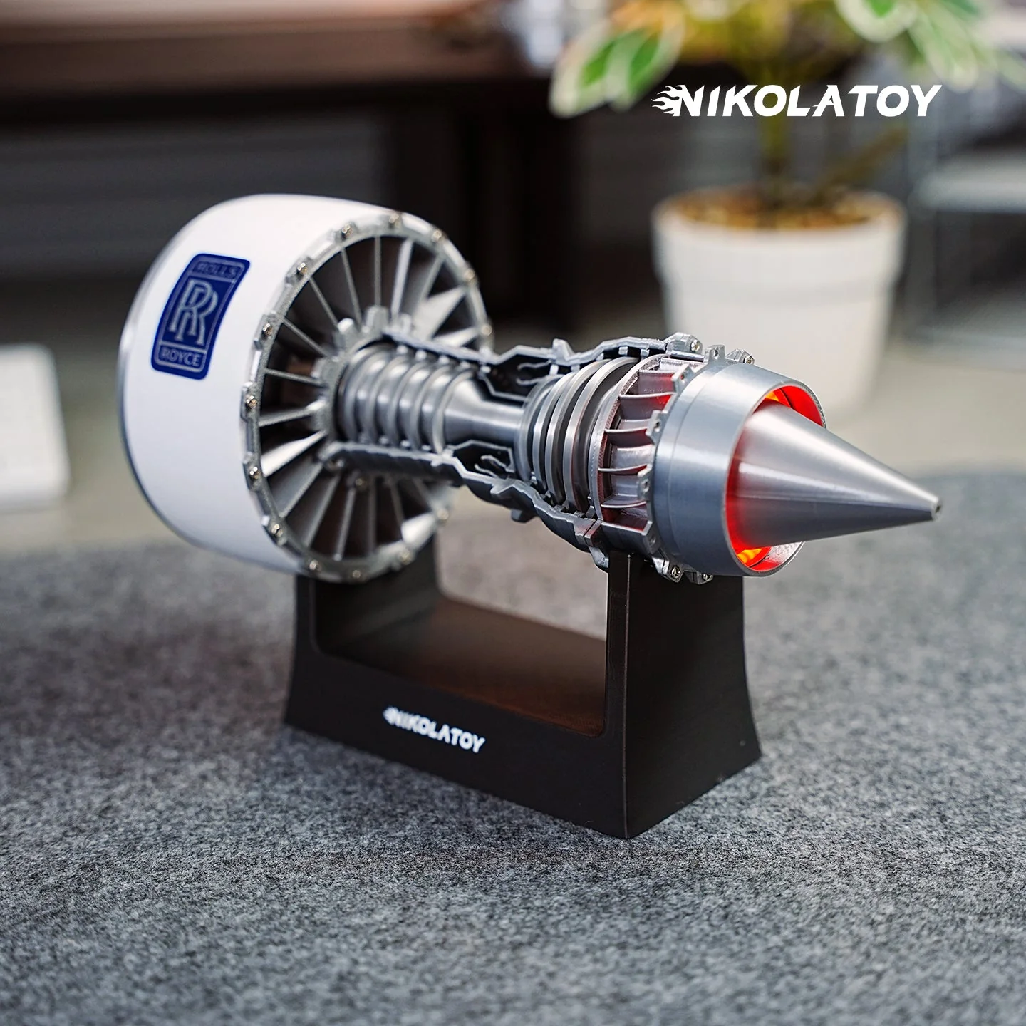 All New TR900 Turbofan Engine Model (23cm / 9in) - Image 3