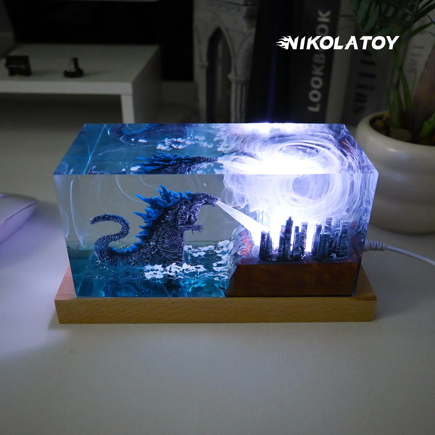 Creative Resin Night Light Desktop Ornament - Godzilla - Image 4
