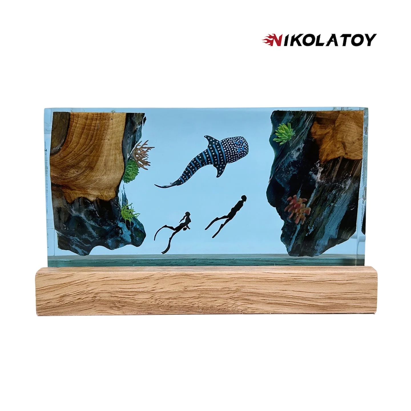 Creative Resin Night Light Desktop Ornament - The Underwater World - Image 6