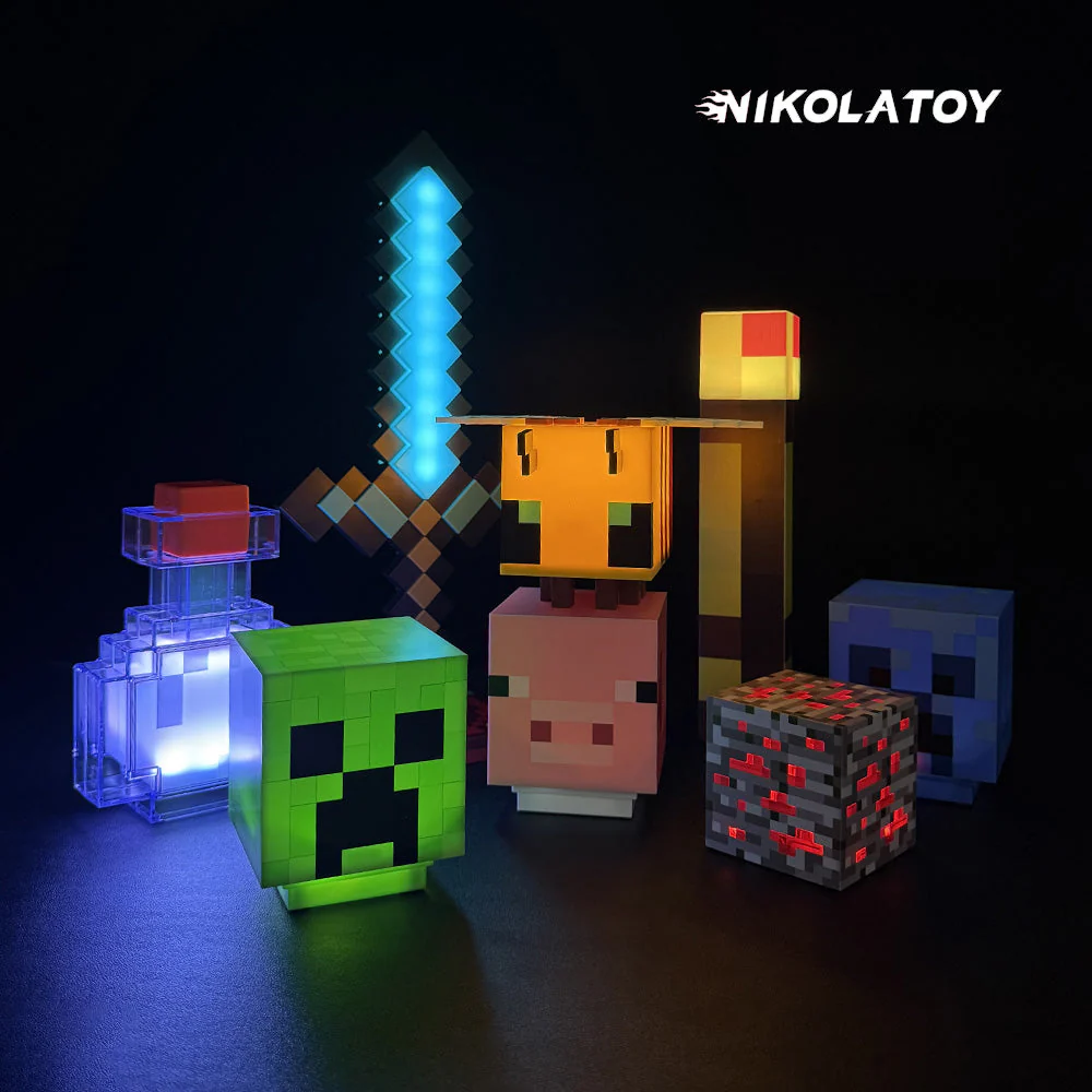 Minecraft Creative Night Light & Toy - Image 12
