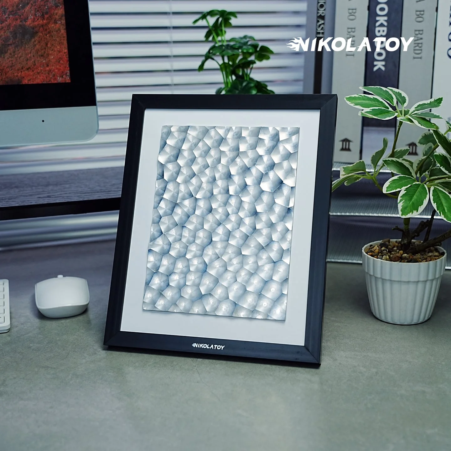 Precision CNC Alloy Laser Light Effect Art Frame - Image 3