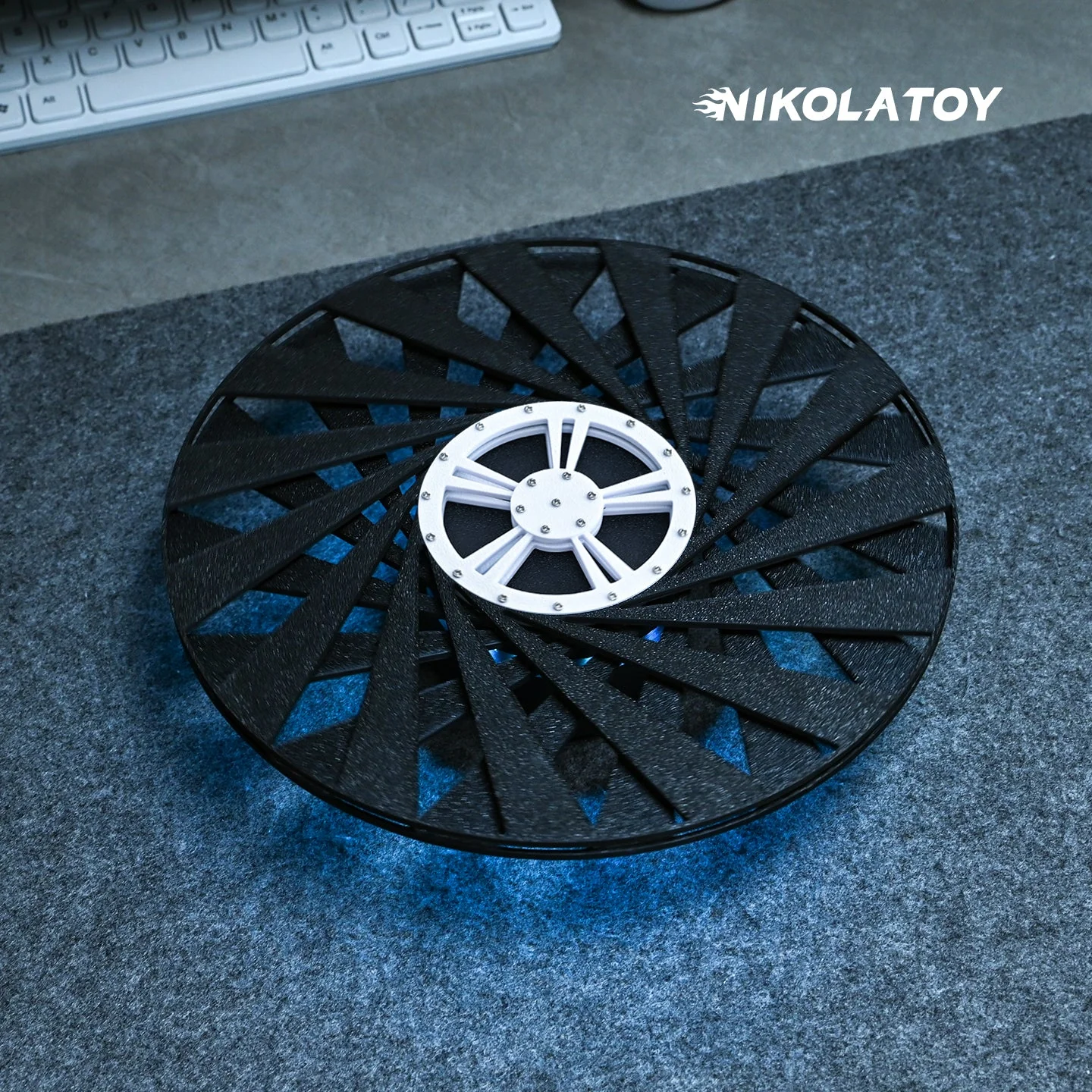 Visual Arts Desktop Ornament - Time Travel - Image 5